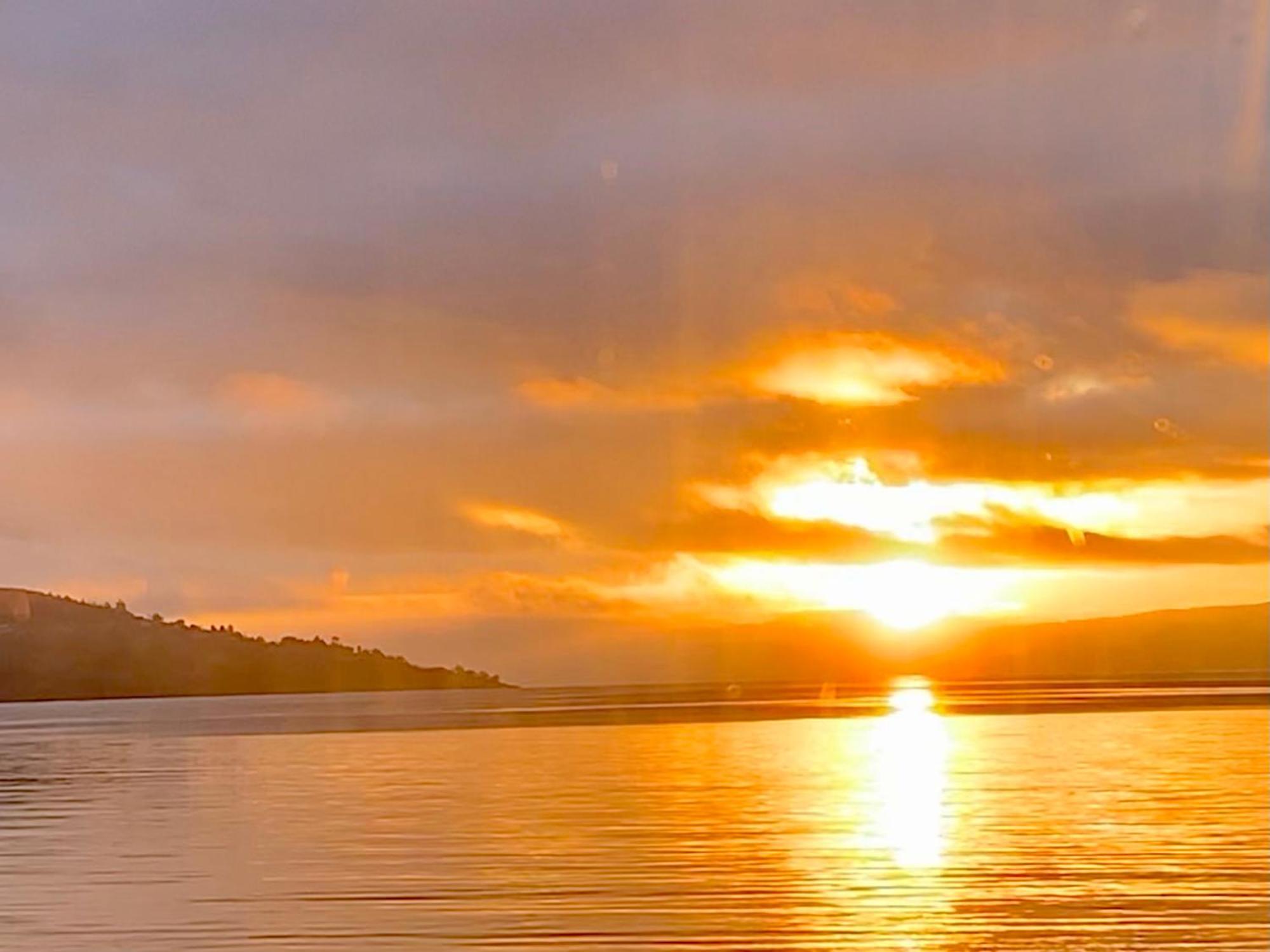Cottage In Kilmun Argyll - 2 Bedrooms Sleeps 2 (Adults Only) 达农 外观 照片